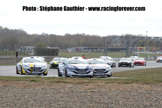 Fouineau prend le premier départ de la saison en tête Fouineau prend le premier départ de la saison en tête