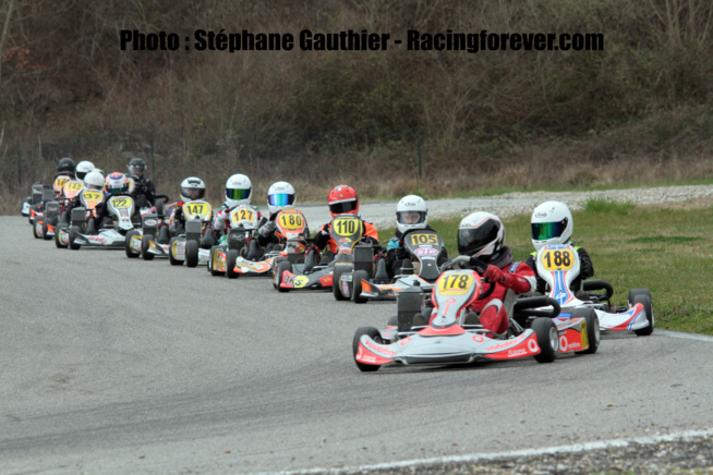 FFSA Karting : La saison 2016 sur les rails FFSA Karting : La saison 2016 sur les rails