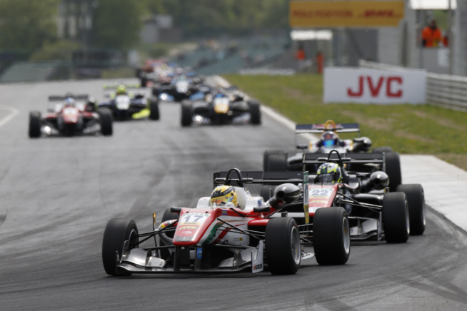 Günther est actuellement leader de la F3 après la Hongrie Günther est actuellement leader de la F3 après la Hongrie