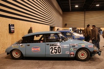 Une DS au départ © O. Jennequin – www.racingforever.com