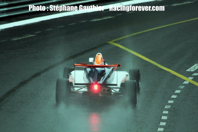 Le pluie aussi pour la F4 Le pluie aussi pour la F4