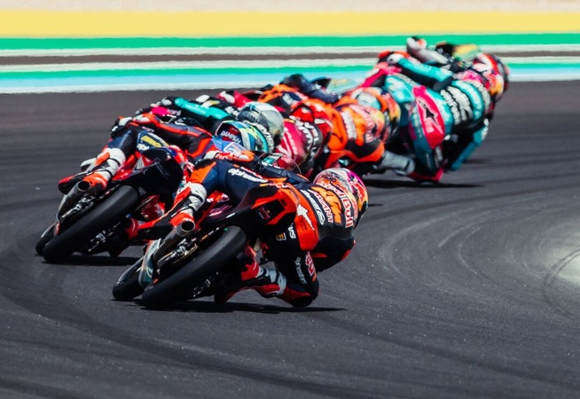 (Rob Gray Polarity photo) (Rob Gray Polarity photo)