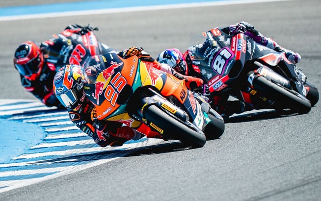 En pole, Colin Veijer monte également sur le podium (Rob Gray polarity photo)