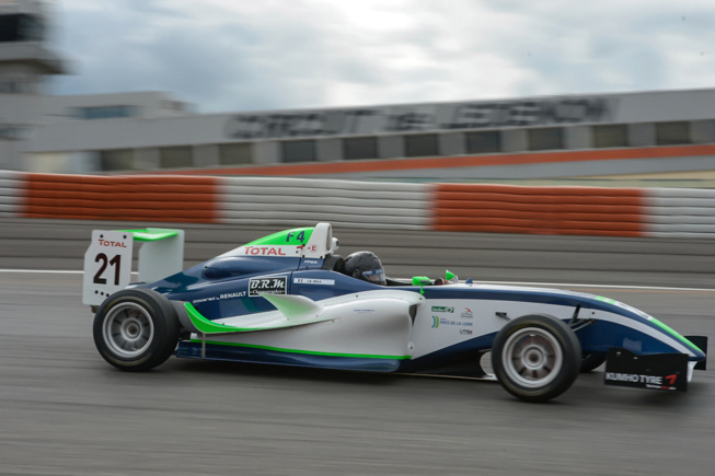 Jean Baptiste Mela (Photo Antoine Camblor) Jean Baptiste Mela (Photo Antoine Camblor)