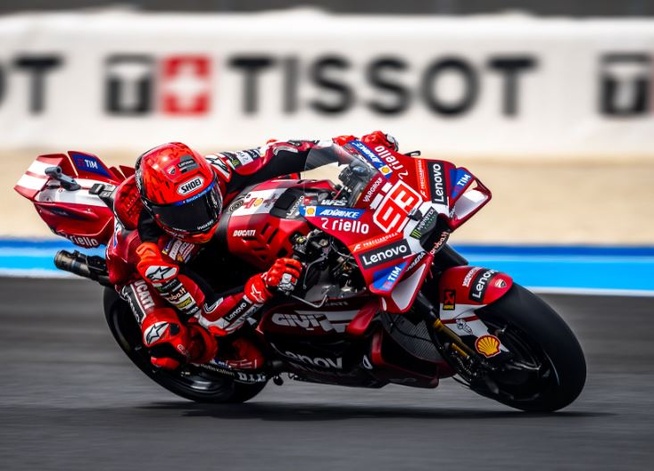 Marc Marquez n'a l'aissé aucun espoir à la concurrence Marc Marquez n'a l'aissé aucun espoir à la concurrence
