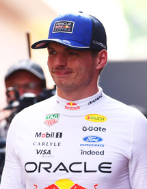 Verstappen va vite perdre sourire © RedBull Media