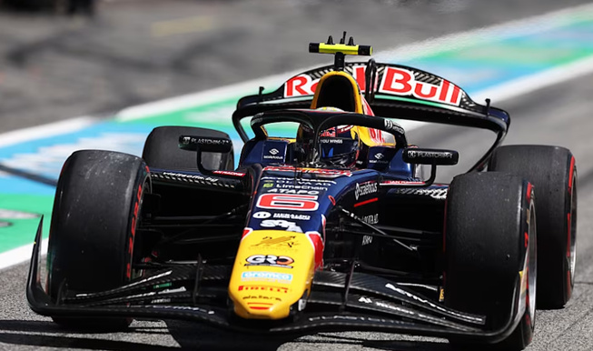 Tsolov domine en Autriche  © FIA F2