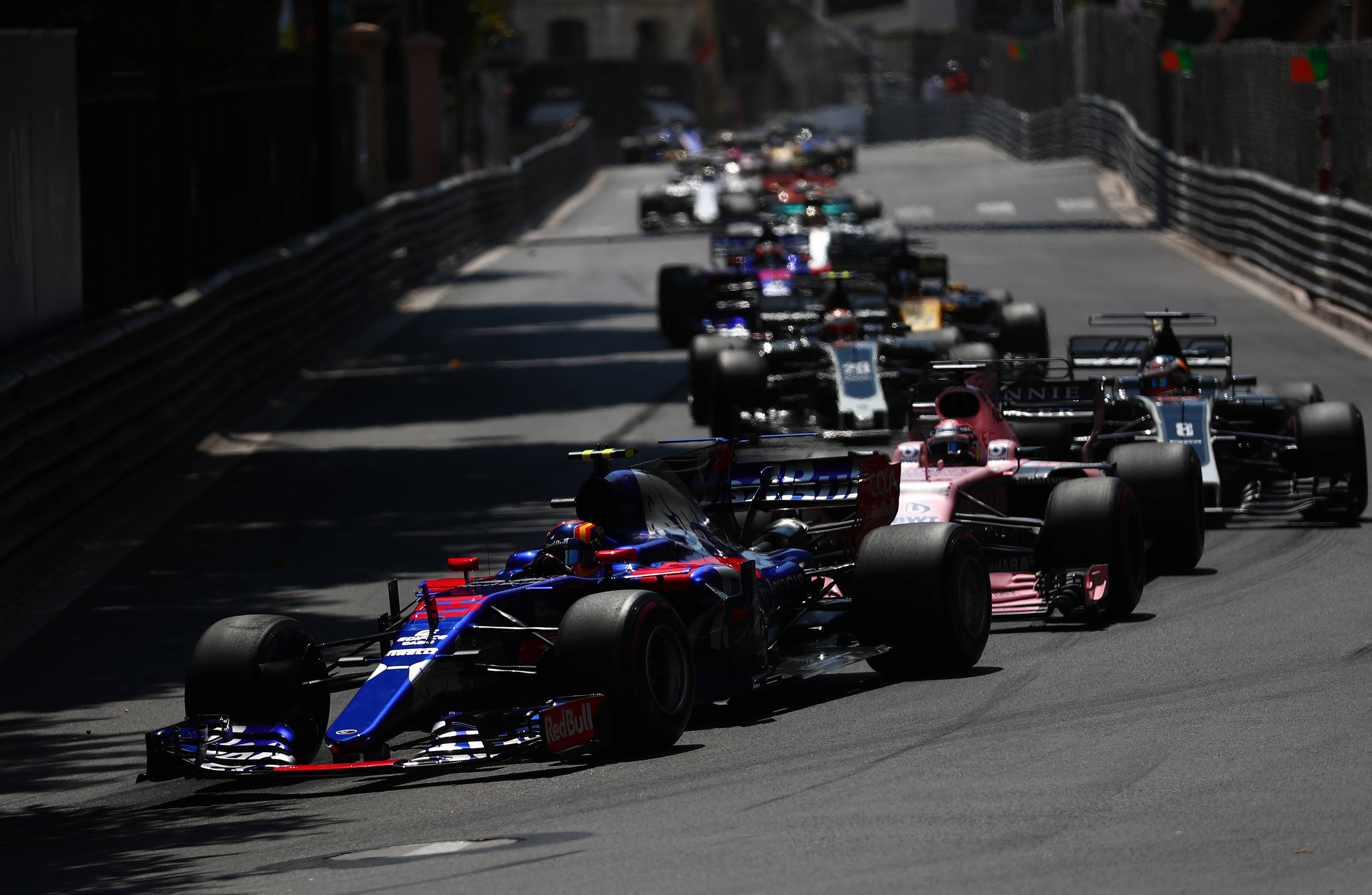 Carlos Sainz Jr réalise une course solide (Photo Getty Images / Red Bull Content Pool)