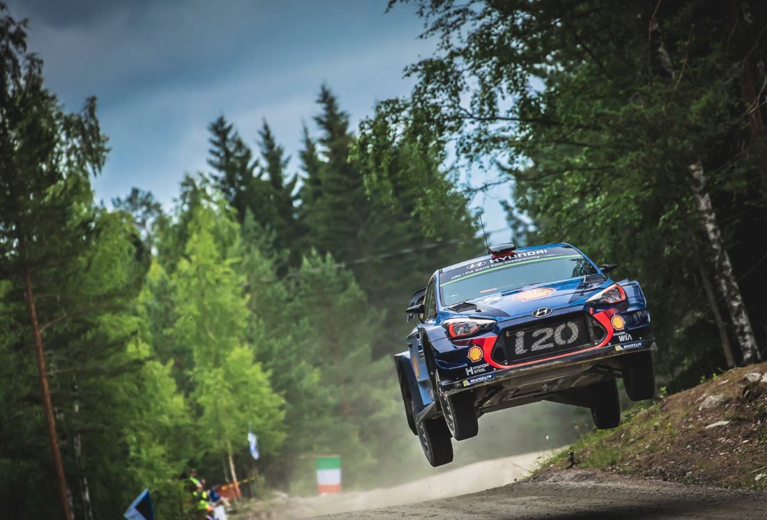 Thierry Neuville saute Ogier au classement général (Photo @World - Red Bull Content)