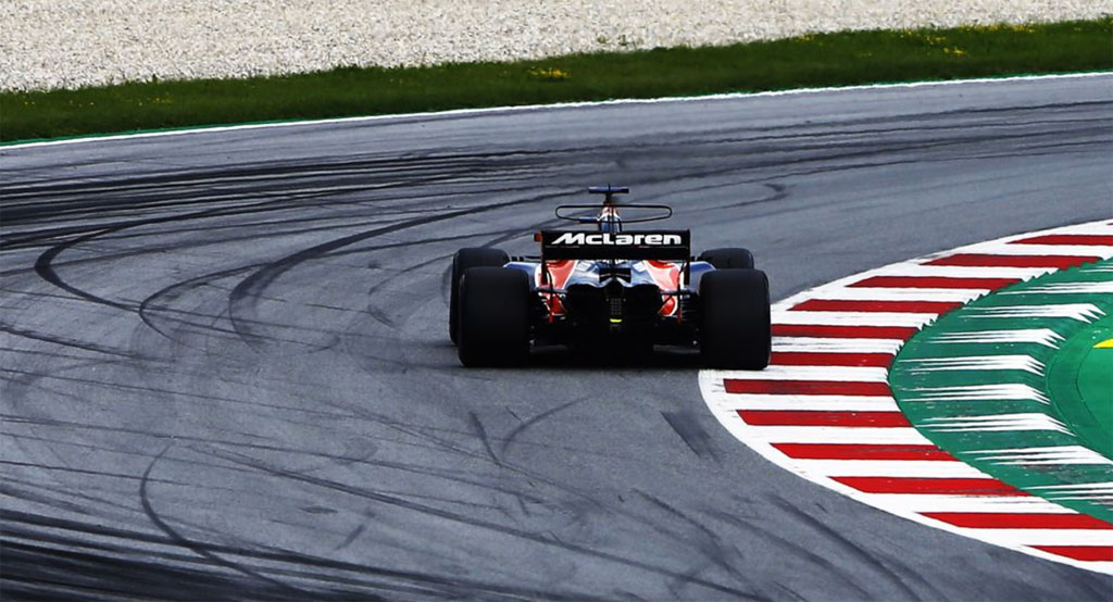 © McLaren © McLaren