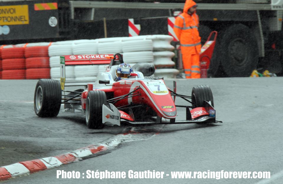 Ralf Aron s'impose au bon moment à Pau Ralf Aron s'impose au bon moment à Pau