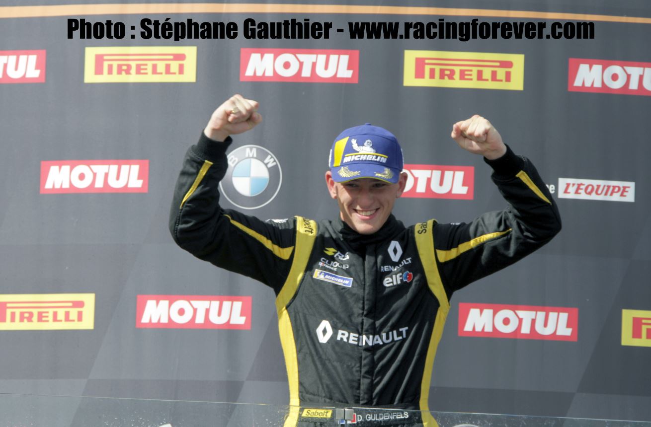 Dorian Guldenfels est régulièrement sur les podiums de la Clio Cup Dorian Guldenfels est régulièrement sur les podiums de la Clio Cup