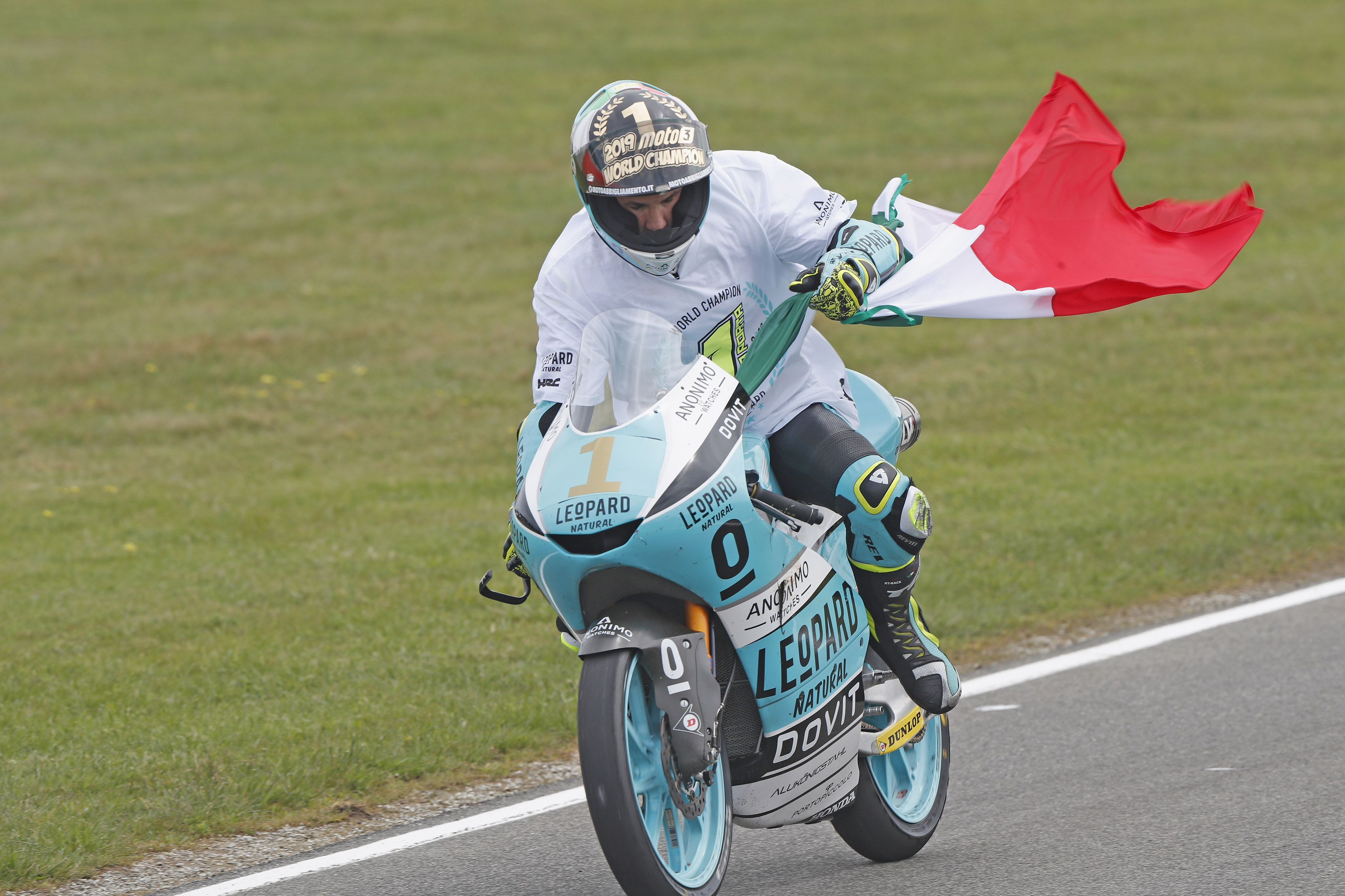 Le nouveau champion du Monde Moto3