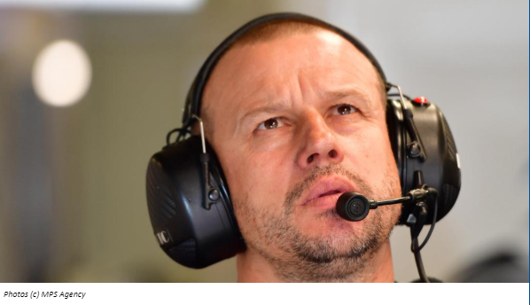 Olivier Panis y voit désormais plus clair sur l'avenir de son équipe Olivier Panis y voit désormais plus clair sur l'avenir de son équipe