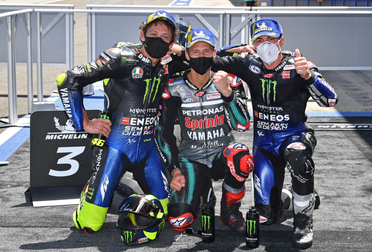 Triplé Yamaha et nouvelle victoire pour Quartararo