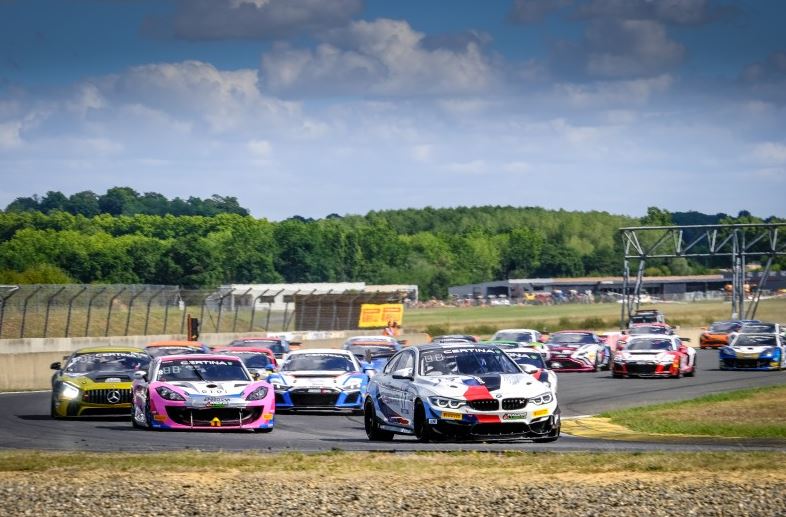 Mercedes, BMW, Aston Martin, Alpine, Toyota et Ginetta se sont montrées dans le Gers(Photo D.Bogaerts/SRO)