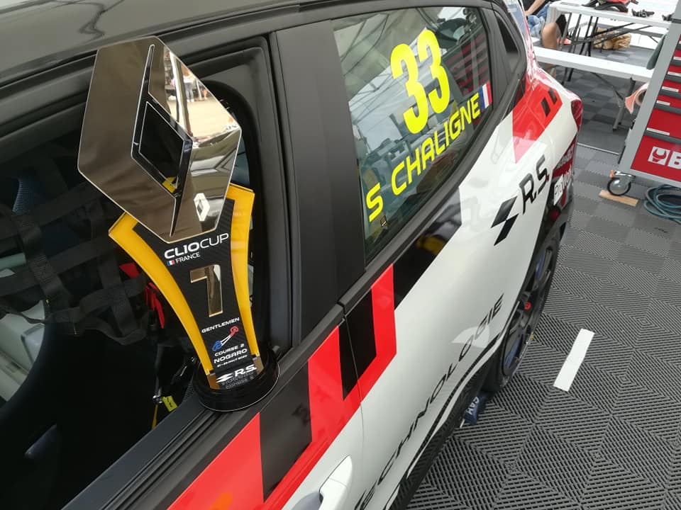 Clio Cup : T2CM sur le podium à Nogaro