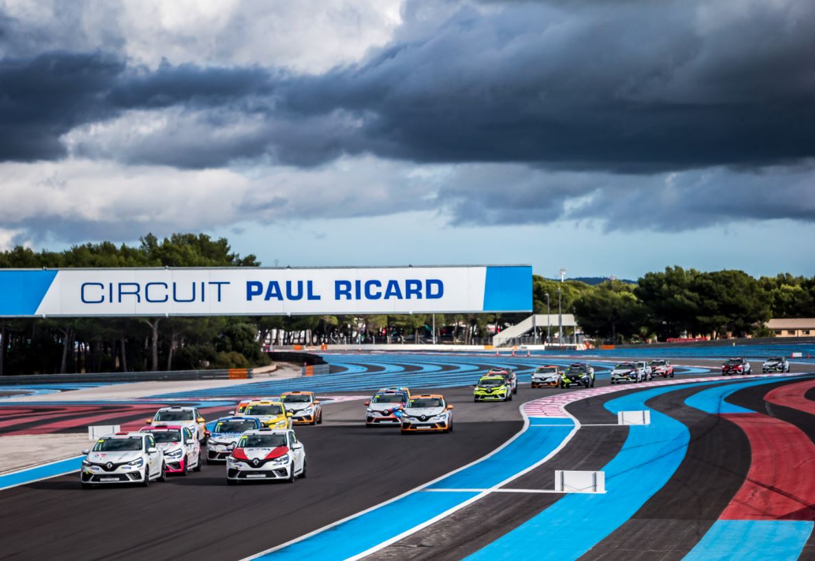 De nouveau, du grand spectacle en Clio Cup(Photo Thomas Fenêtre - DPPI) De nouveau, du grand spectacle en Clio Cup(Photo Thomas Fenêtre - DPPI)