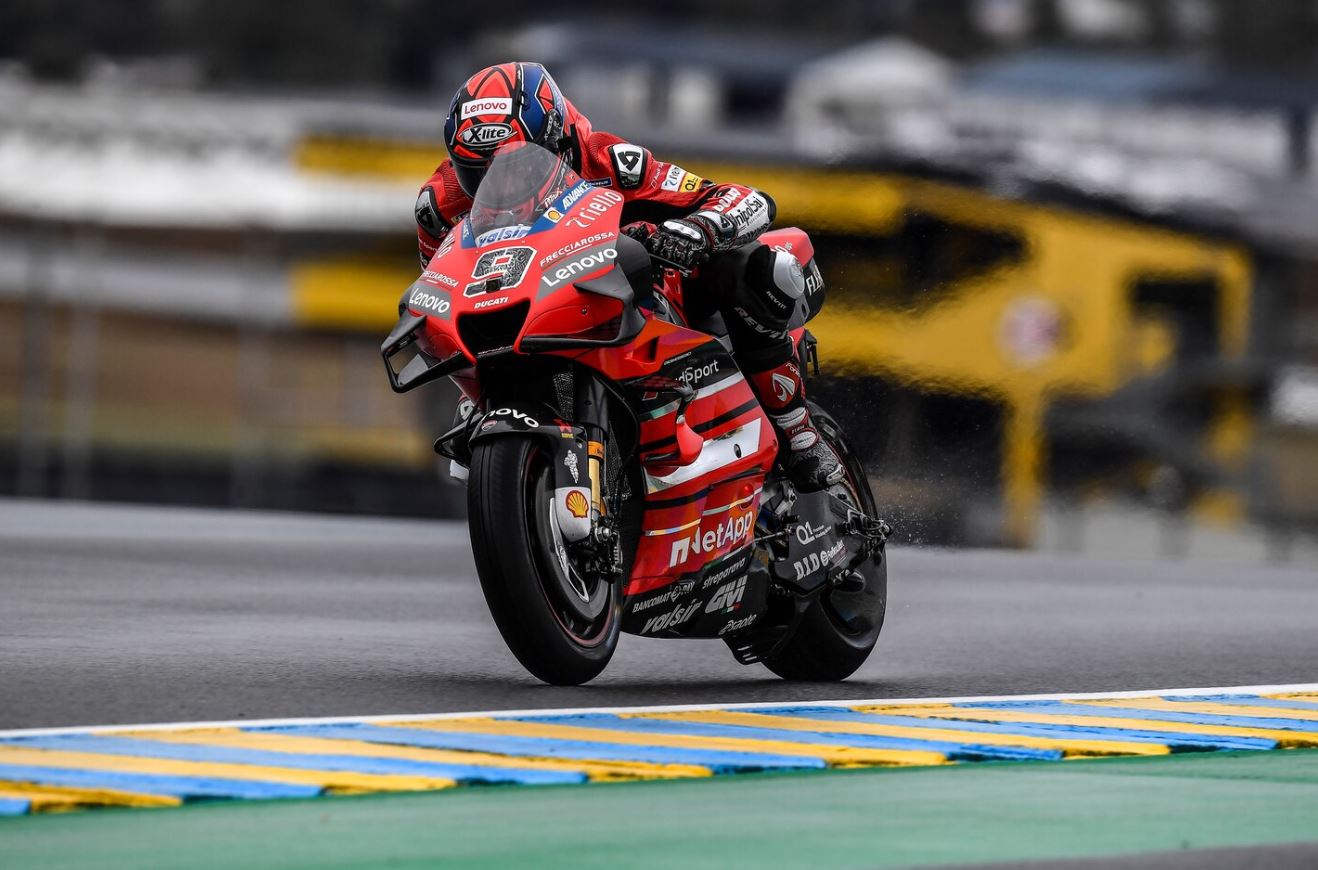 Danilo Petrucci a fait la course en tête sous la pluie (Photo Ducati)