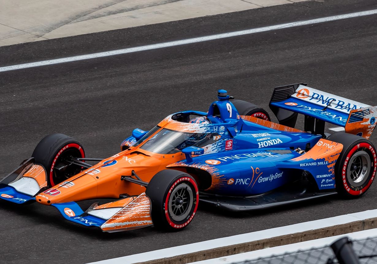 Scott Dixon en pole ! Scott Dixon en pole !