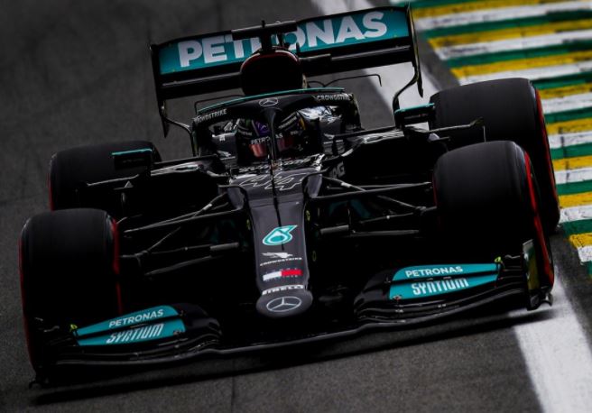 Du grand Lewis à Interlagos Du grand Lewis à Interlagos