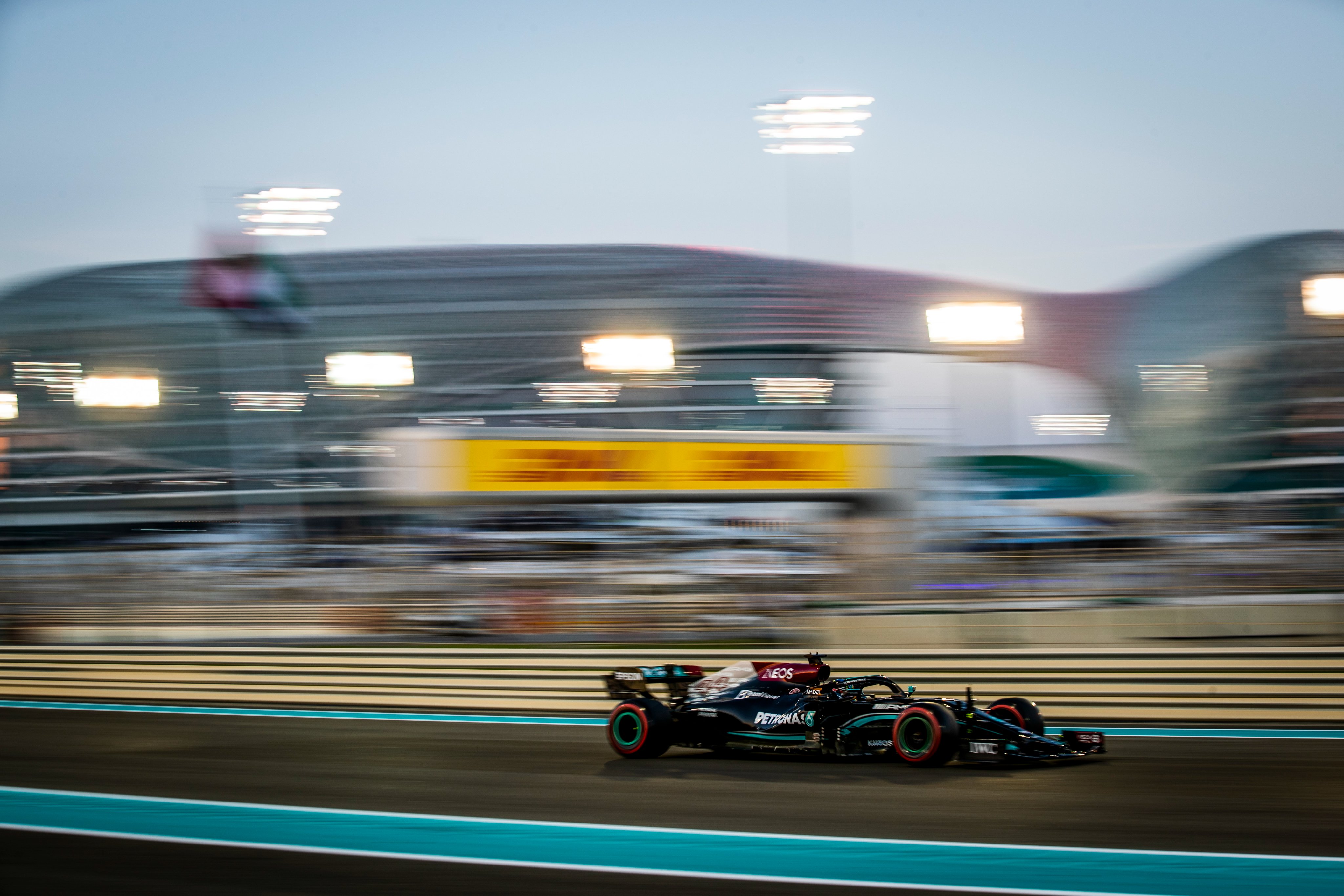 F1 : GP d'Abou Dabi, Victoire et titre pour Verstappen