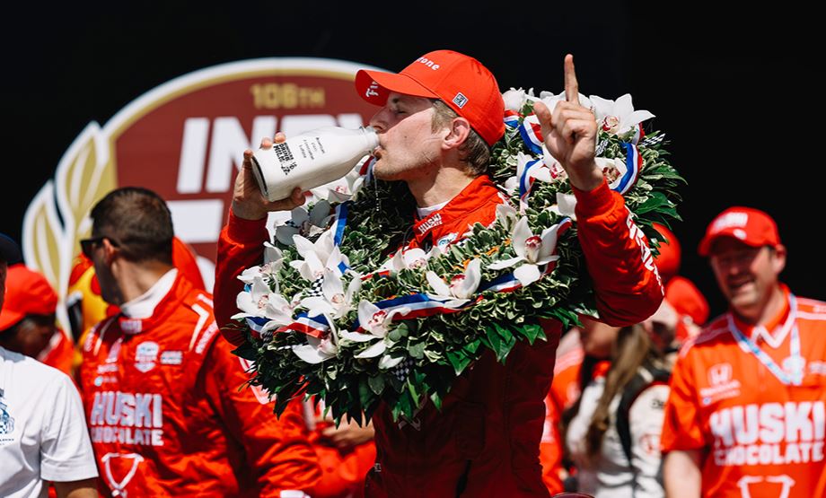 Comme de tradition le vainqueur a bu du petit lait après sa victoire