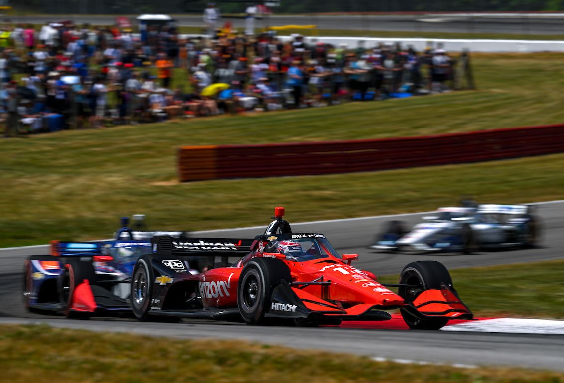 Une course animée à Mid-Ohio