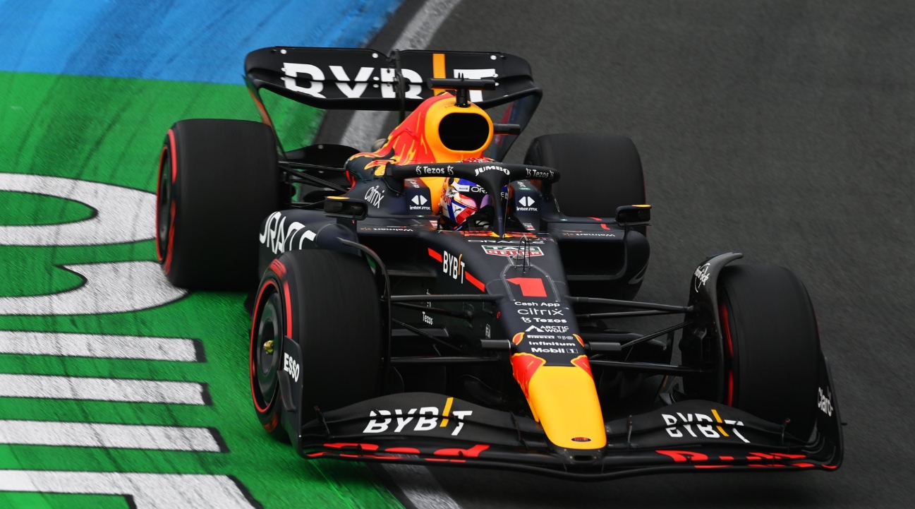 Rien n’arrête Verstappen © RedBull Rien n’arrête Verstappen © RedBull