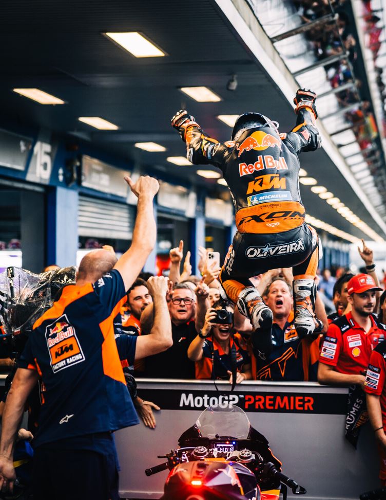 Une victoire qui fait bondir KTM au championnat (Rob Gray polarity Photo) Une victoire qui fait bondir KTM au championnat (Rob Gray polarity Photo)