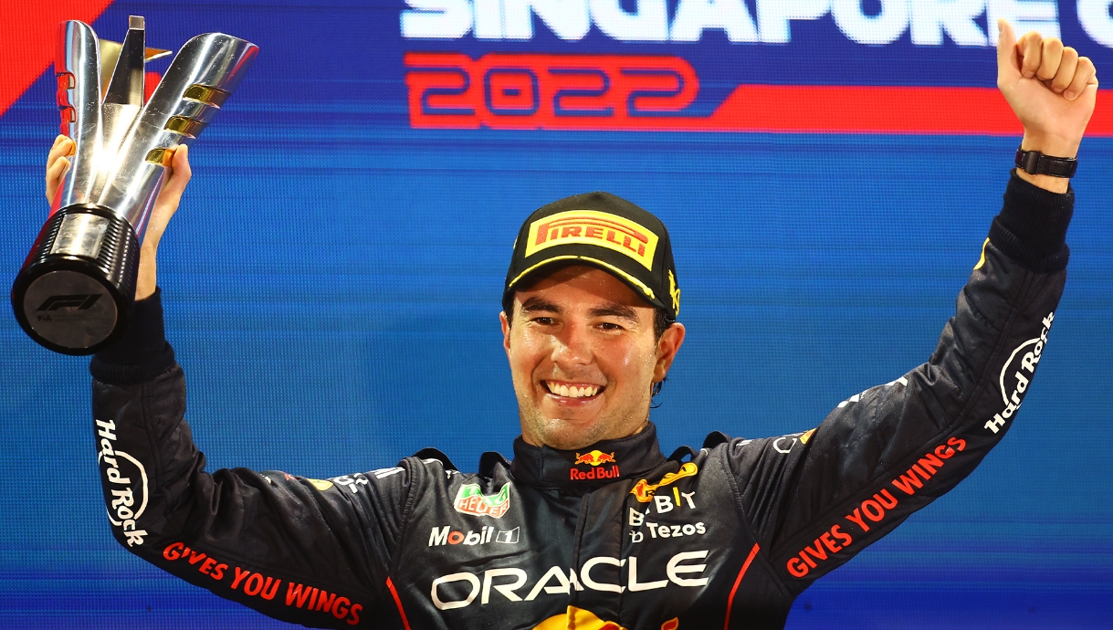 Le lieutenant Perez au rendez-vous de Singapour Le lieutenant Perez au rendez-vous de Singapour