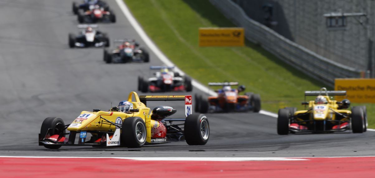 Tom Blomqvist a remporté la première course et a engrangé beaucoup de points en Autriche Tom Blomqvist a remporté la première course et a engrangé beaucoup de points en Autriche