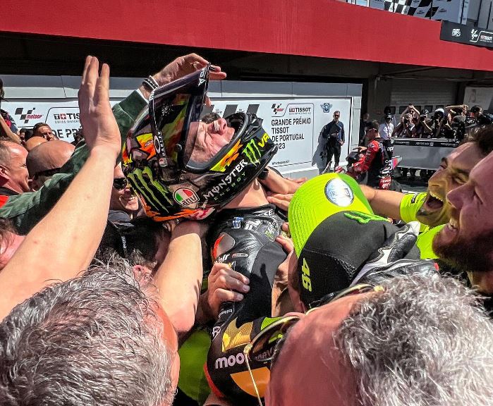 La joie dans le clan Bezzecchi La joie dans le clan Bezzecchi