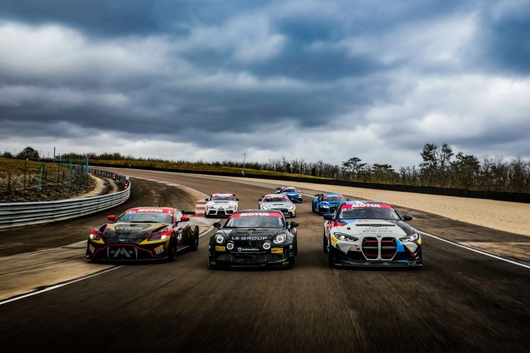 Pas moins de 36 équipages et sept constructeurs attendus pour les Coupes de Pâques (Photo Jules Benichou - twenty one creation) Pas moins de 36 équipages et sept constructeurs attendus pour les Coupes de Pâques (Photo Jules Benichou - twenty one creation)