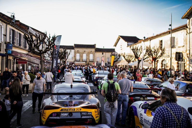 La parade en ville devenue une tradition (Photo J.Benichou - SRO)