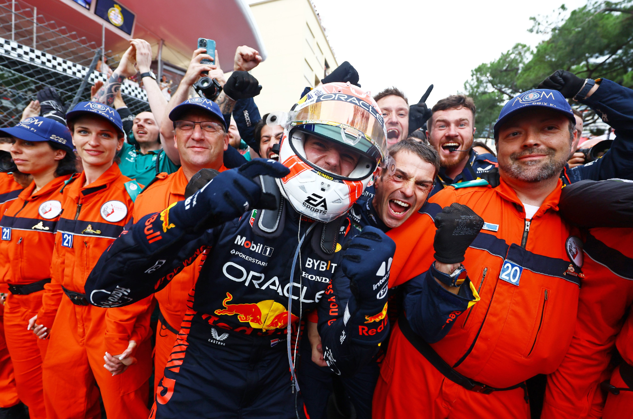 Verstappen roi de Monaco © RedBull Media Verstappen roi de Monaco © RedBull Media