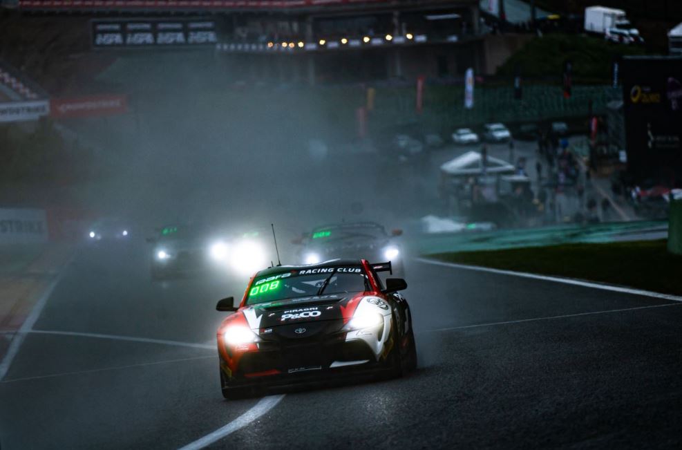 Des conditions météos difficiles en course 2 (Photo SRO) Des conditions météos difficiles en course 2 (Photo SRO)