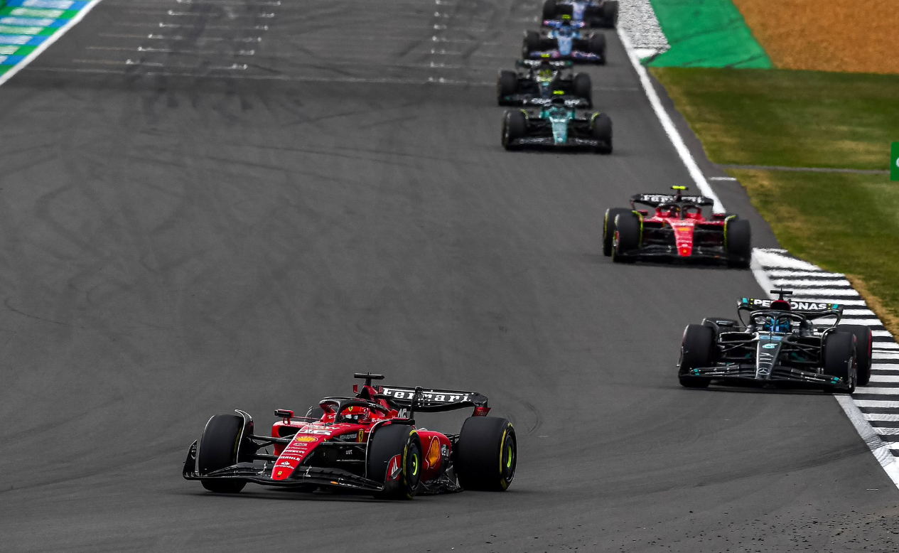 Trois petits points pour la Scuderia © Ferrari