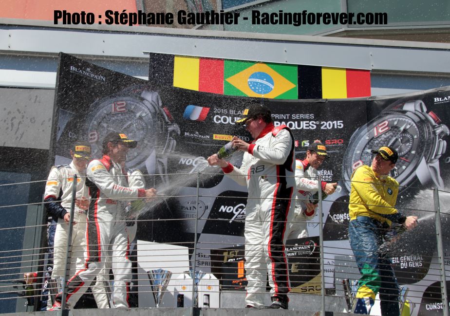 Champagne pour Enzo Ide à Nogaro