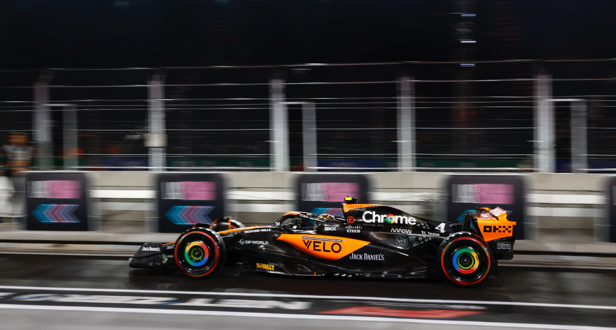 Norris termine dans le mur © McLaren Norris termine dans le mur © McLaren