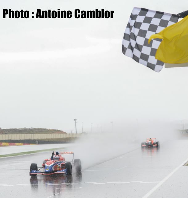 Un déluge pour la 3e course