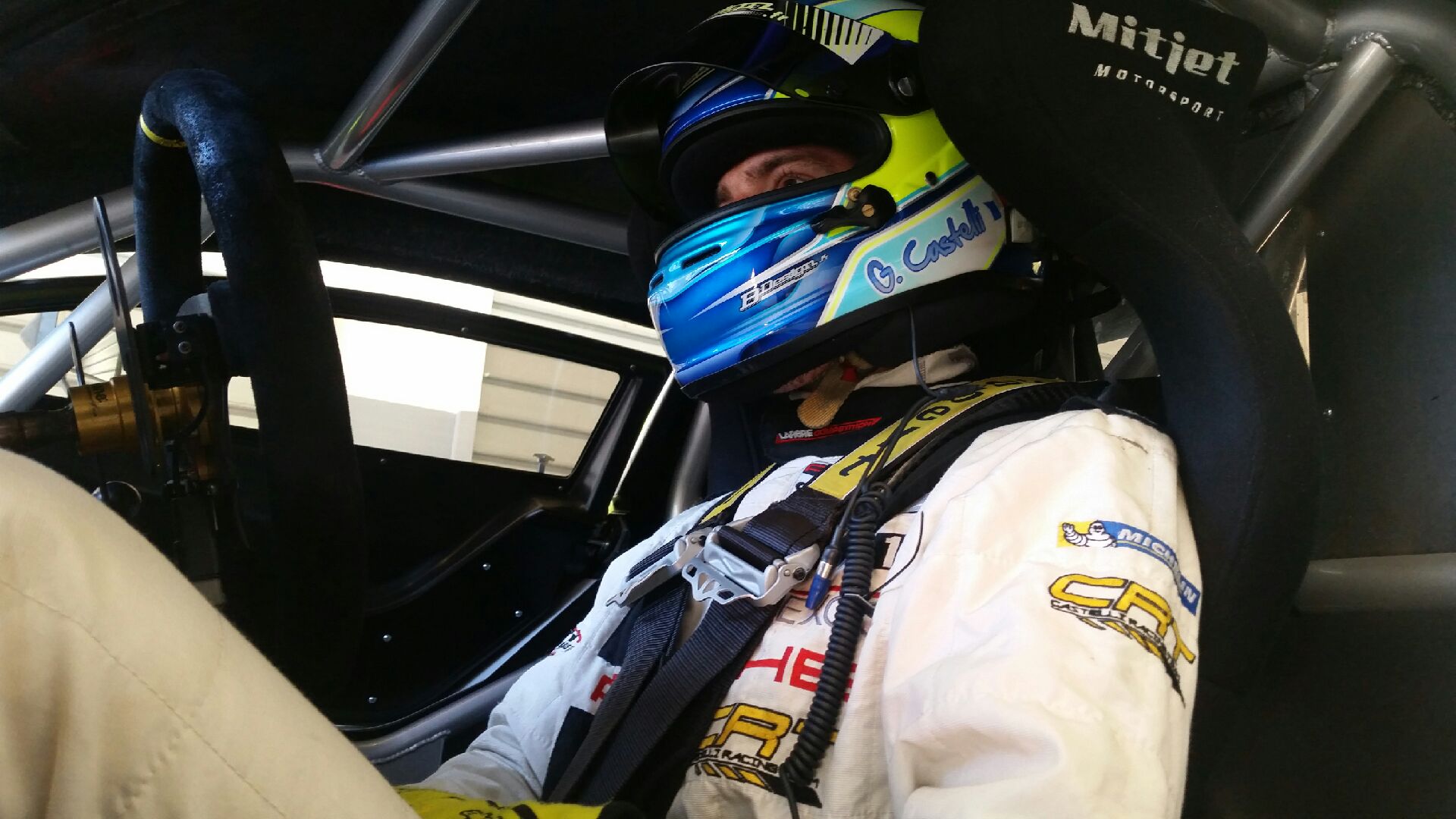 Gaël Castelli de retour derrière un volant Gaël Castelli de retour derrière un volant