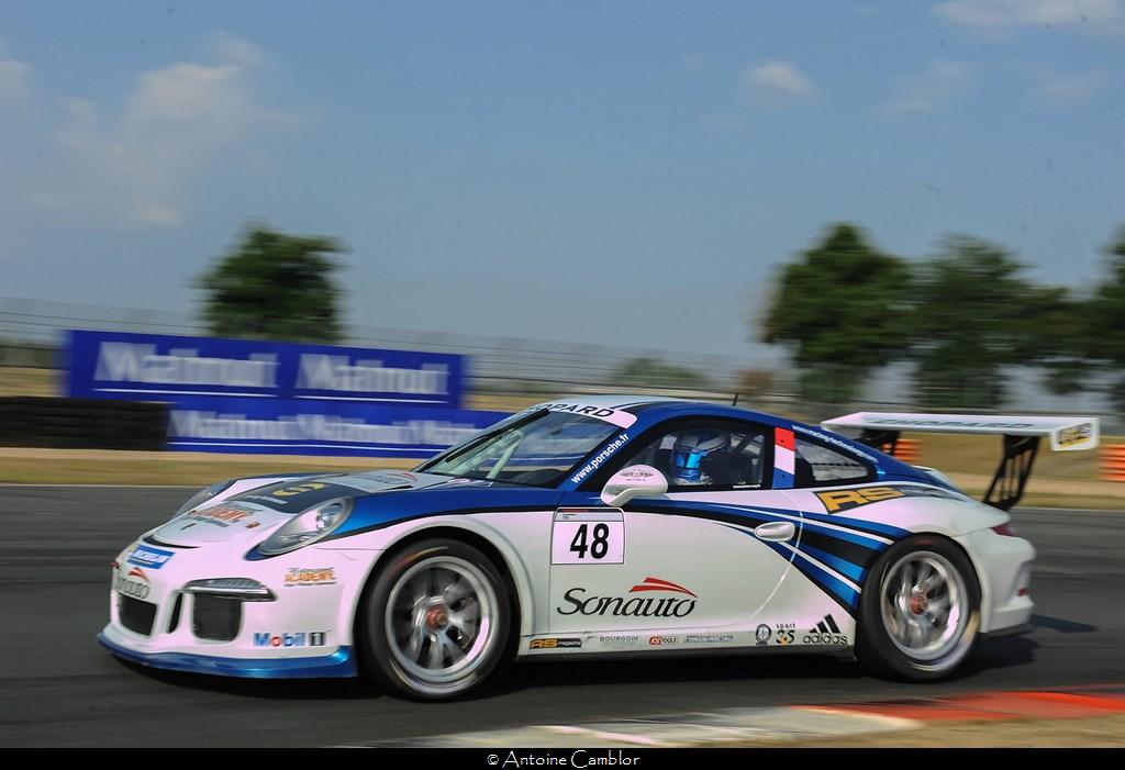 Mathieu Jaminet au volant de la Porsche 911 GT3 cup