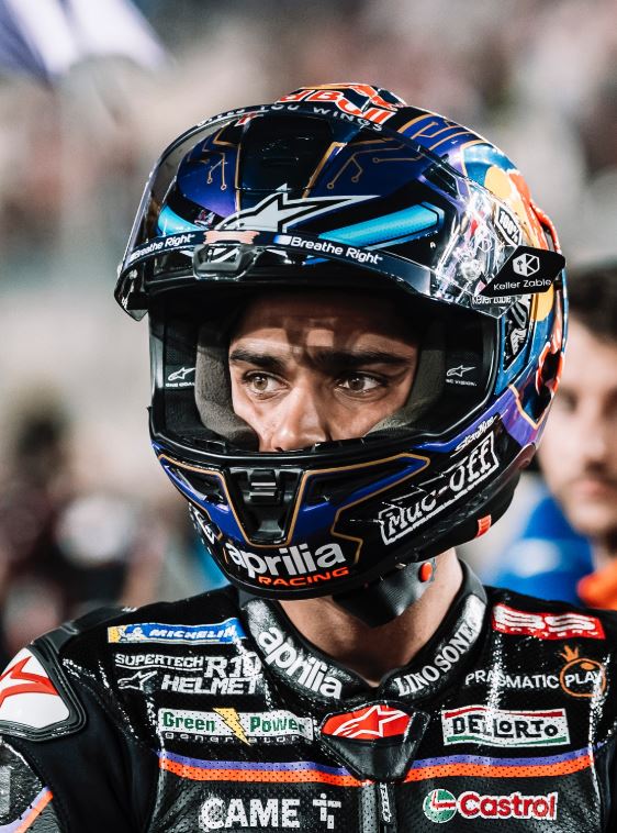 Jorge a remis le casque Jorge a remis le casque
