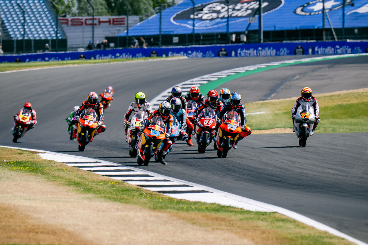 Encore une course incroyable en Moto3 (Rob Gray Polarity Photo) Encore une course incroyable en Moto3 (Rob Gray Polarity Photo)