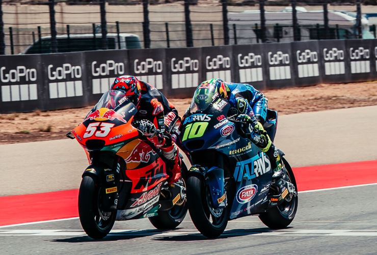Photo Finish du Moto 2 ! (Rob Gray Polarity Photo)