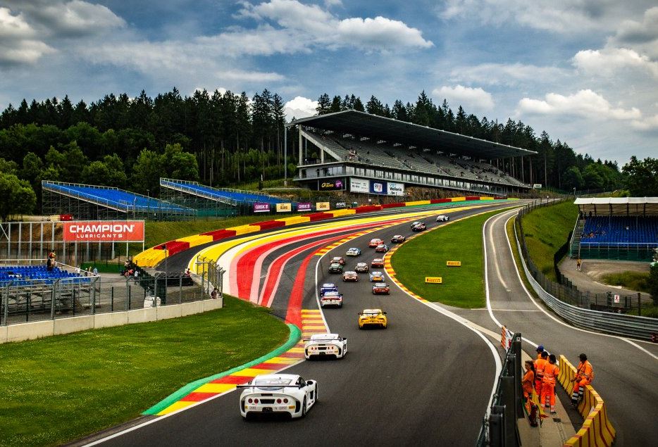 Le mythique Raidillon (Photo Twenty One Creation) Le mythique Raidillon (Photo Twenty One Creation)