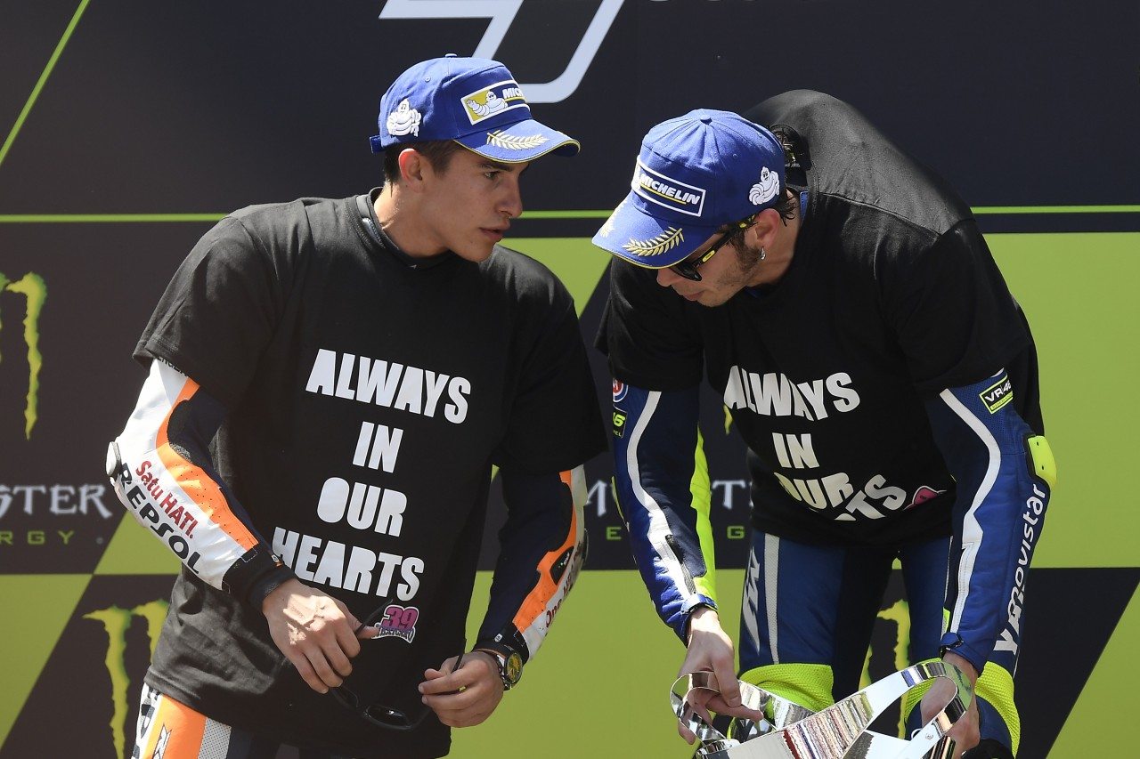 A l'issue d'un duel épique, Rossi et Marquez se sont reparlés (Photo Honda pro racing)
