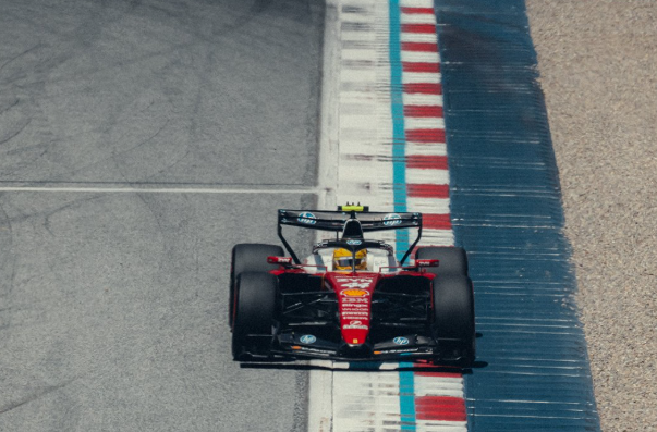 Les Ferrari rentrent dans le rang © Ferrari