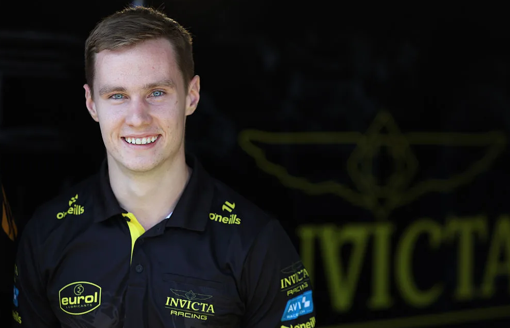 Durksen l’emporte © FIA F2